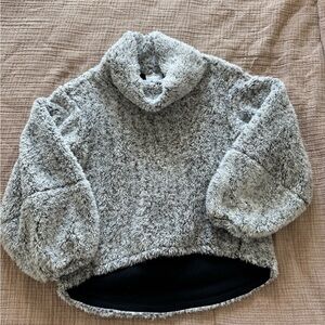 2 SHERPAS - adorable and super cozy bundle 💘💘 can be bought separately